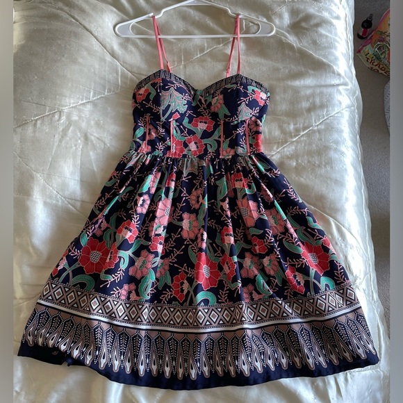 Band of Gypsies Floral Coral Pattern Bustier Dress - Picture 2 of 13